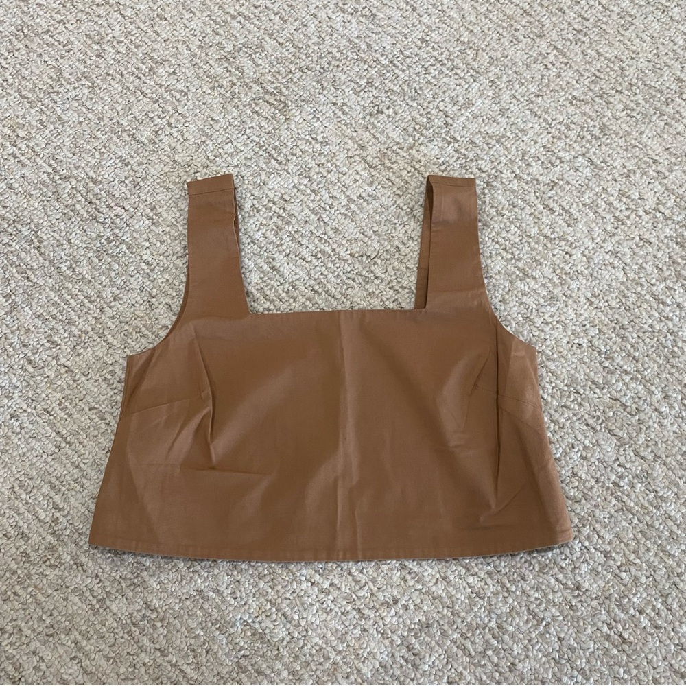 Monrow Square Neck Minimal Lightweight Quiet Luxury Poplin Tube Crop Tank Top